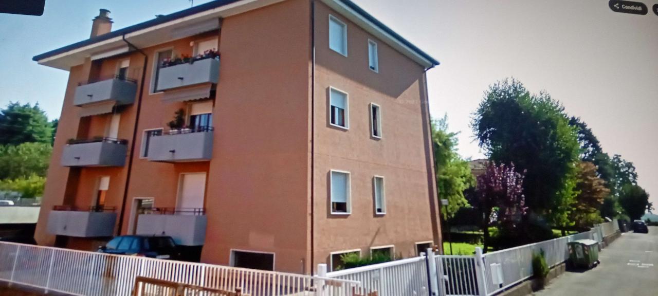 appartamento in vendita a Cantù in zona Vighizzolo