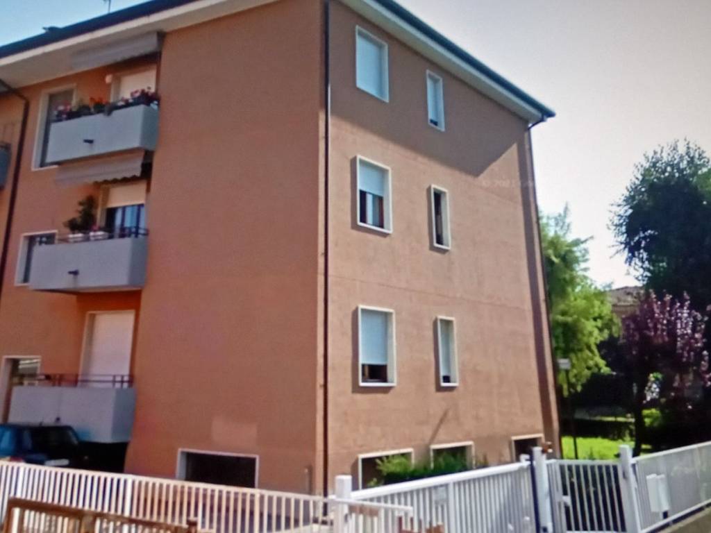 appartamento in vendita a Cantù in zona Vighizzolo