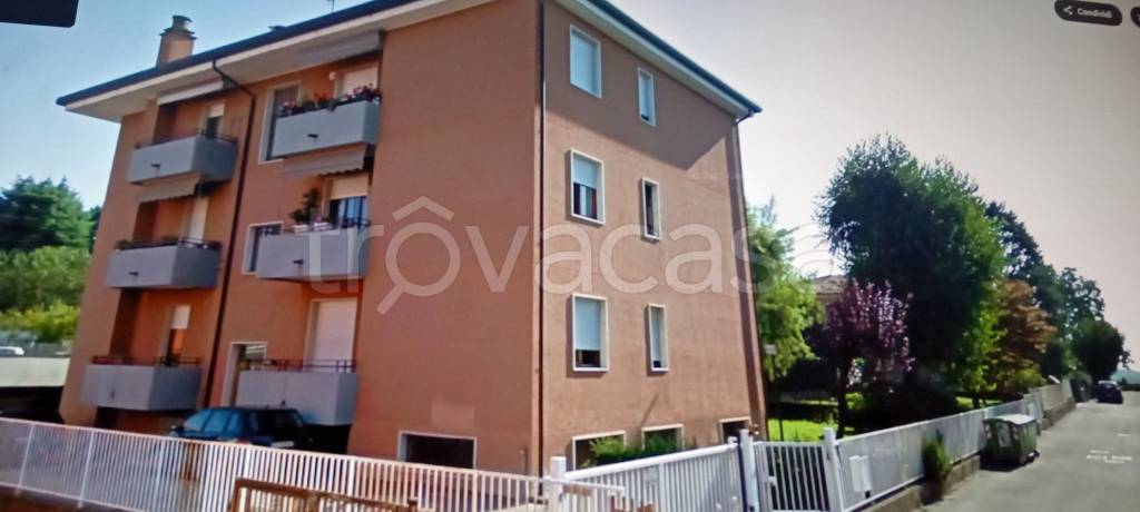 appartamento in vendita a Cantù in zona Vighizzolo