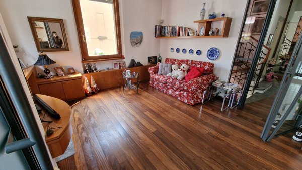 casa indipendente in vendita a Cantù