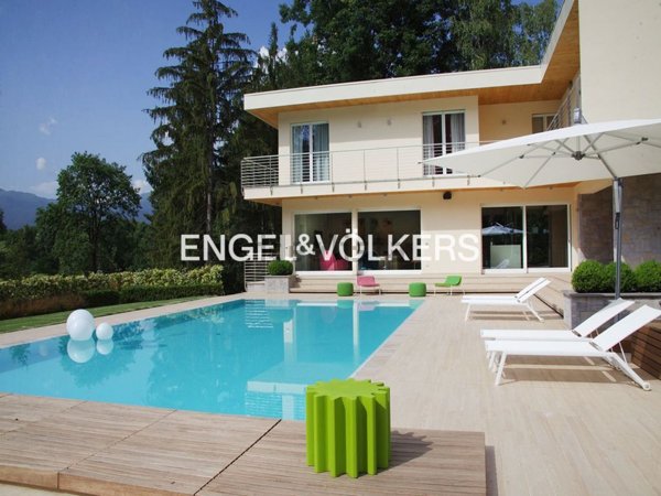 casa indipendente in vendita a Cantù