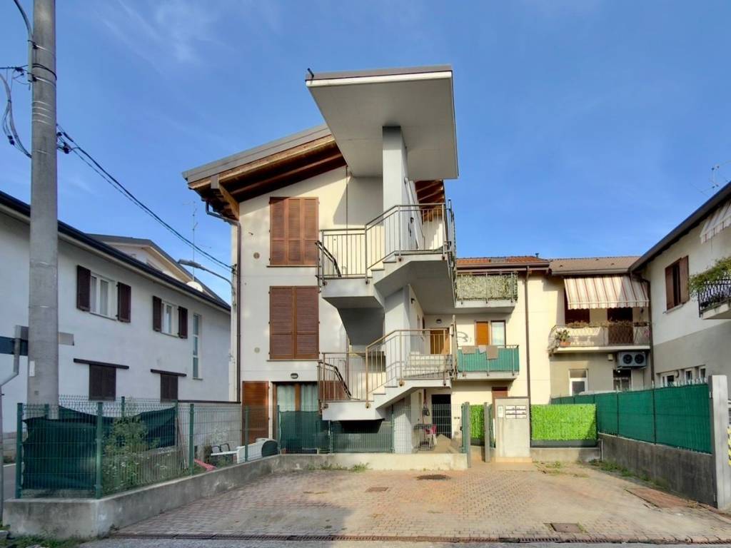 appartamento in vendita a Cantù in zona Vighizzolo