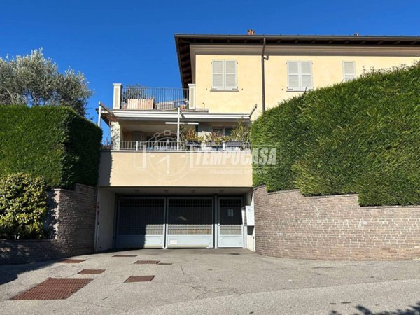 appartamento in vendita a Cantù in zona Vighizzolo