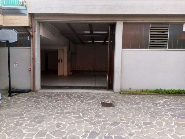 ufficio in vendita a Cantù