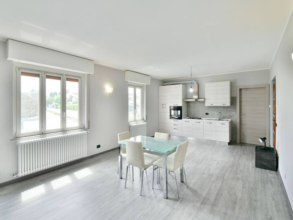 appartamento in vendita a Cantù in zona Vighizzolo