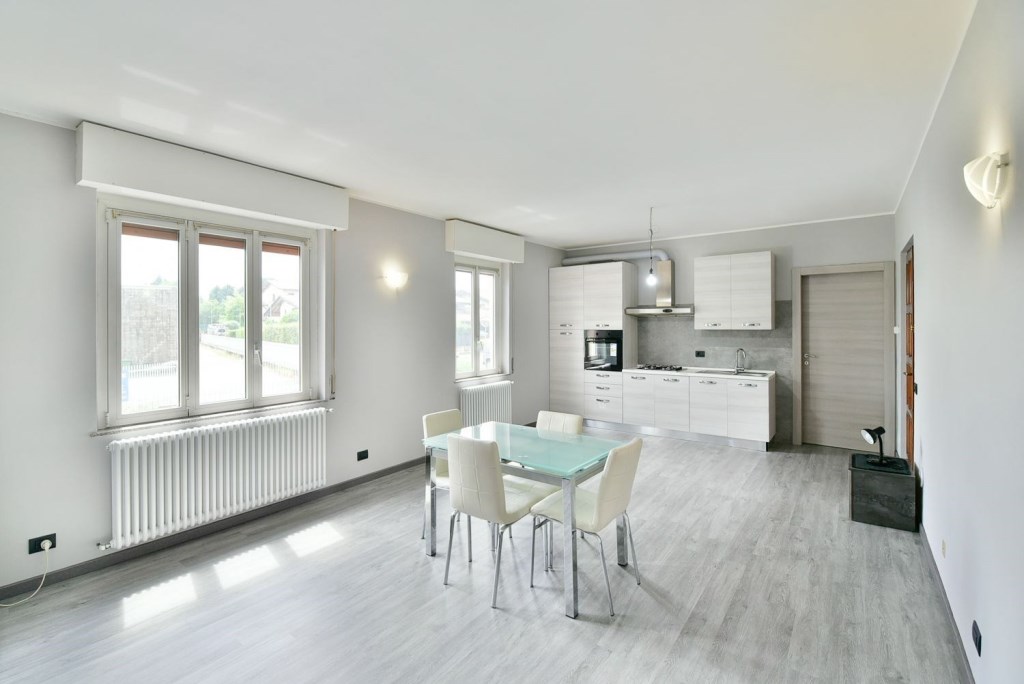 casa indipendente in vendita a Cantù in zona Vighizzolo