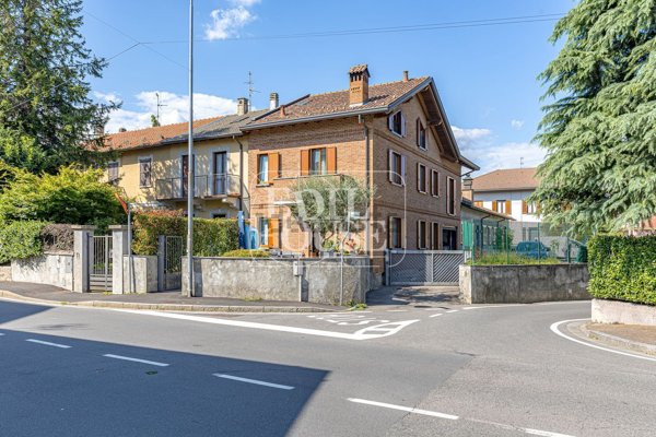 casa indipendente in vendita a Cantù in zona Vighizzolo