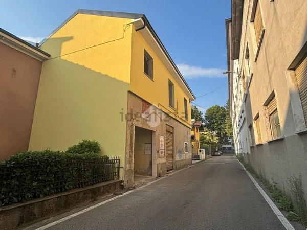 appartamento in vendita a Cantù