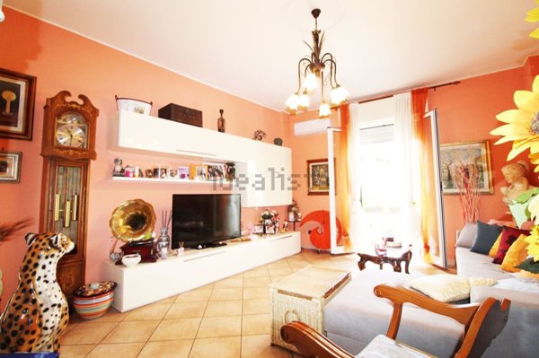 appartamento in vendita a Cantù in zona Cascina Amata