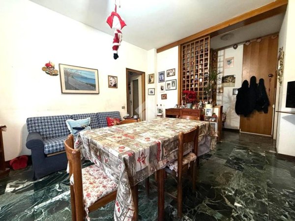 appartamento in vendita a Cantù in zona Vighizzolo