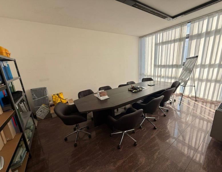 ufficio in vendita a Cantù