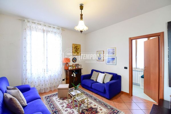 appartamento in vendita a Cantù in zona Vighizzolo