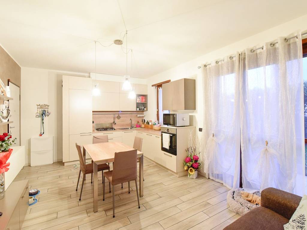 appartamento in vendita a Cantù