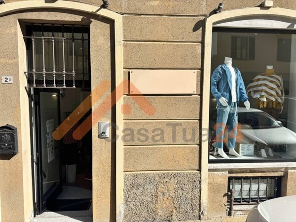 negozio in vendita a Cantù