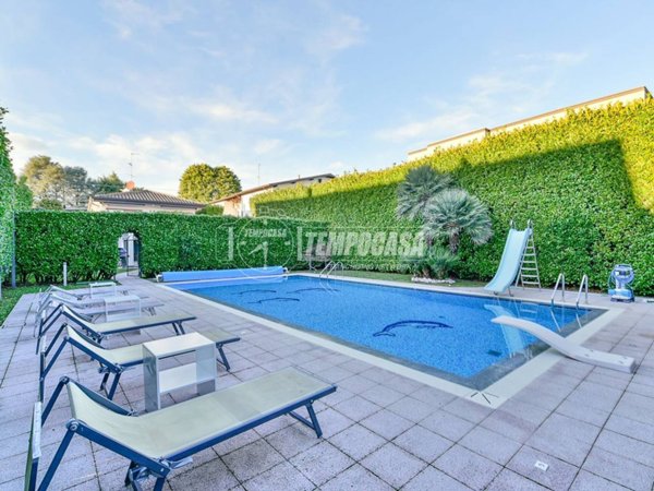 casa indipendente in vendita a Cantù