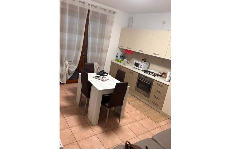 appartamento in vendita a Cantù in zona Cascina Amata