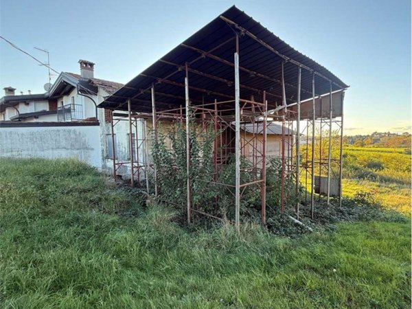 casa indipendente in vendita a Cantù