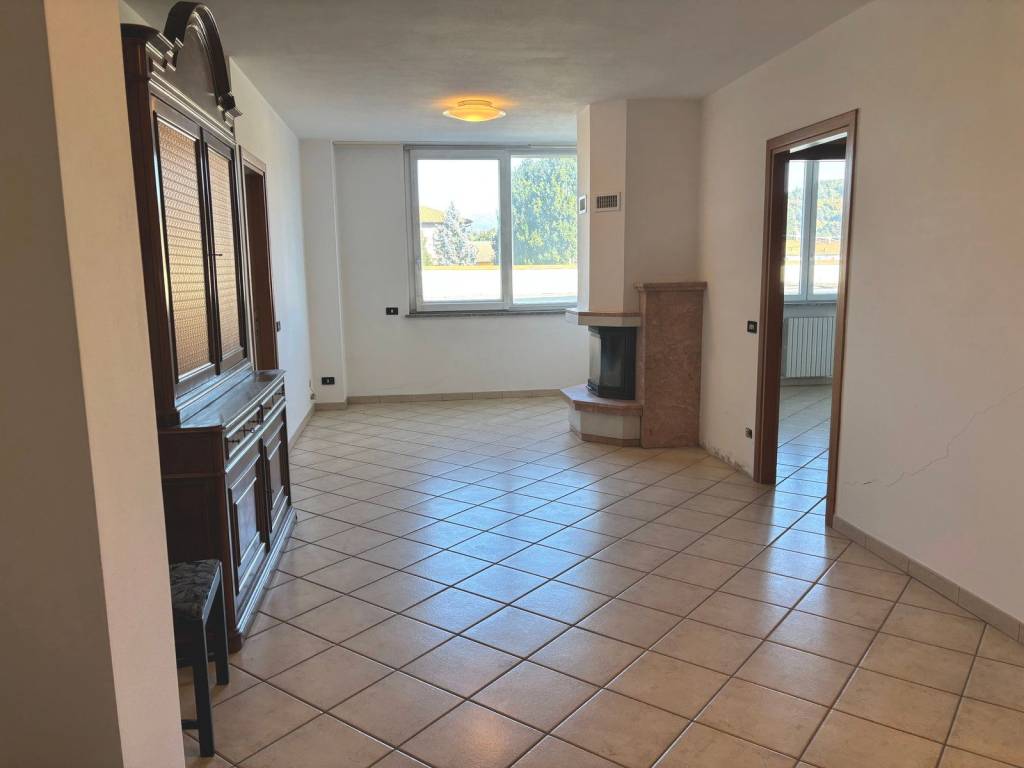 appartamento in vendita a Cantù in zona Cantù Asnago