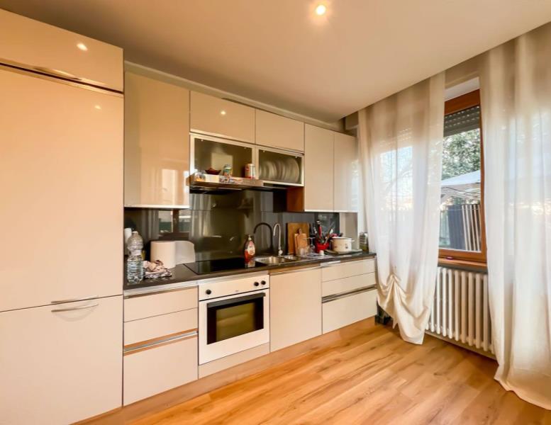 casa indipendente in vendita a Cantù in zona Cantù Asnago