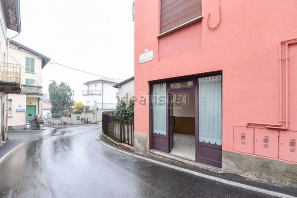 appartamento in vendita a Cantù in zona Cascina Amata