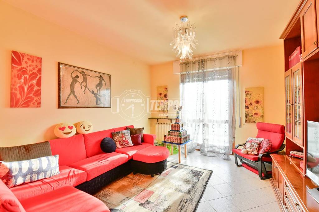 appartamento in vendita a Cantù in zona Vighizzolo