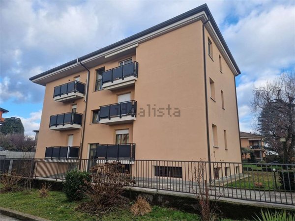 appartamento in vendita a Cantù in zona Vighizzolo