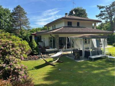 casa indipendente in vendita a Cantù