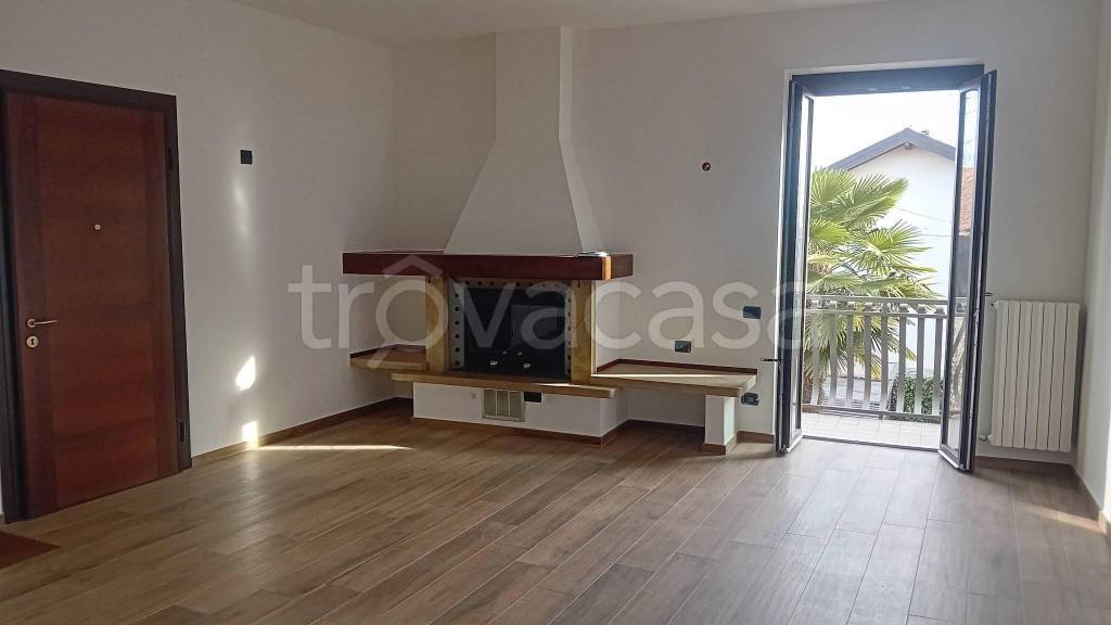 appartamento in vendita a Cantù in zona Vighizzolo