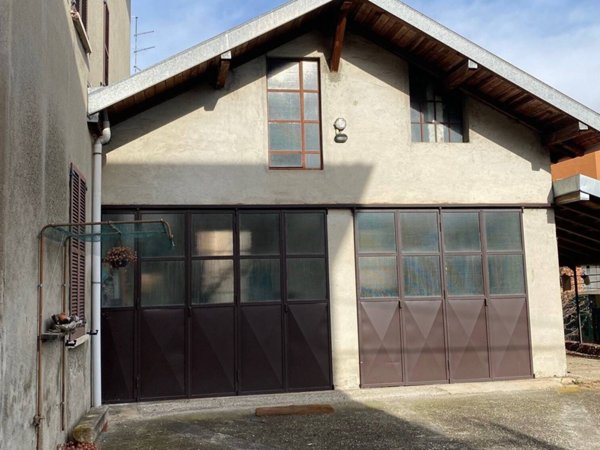 casa indipendente in vendita a Cantù