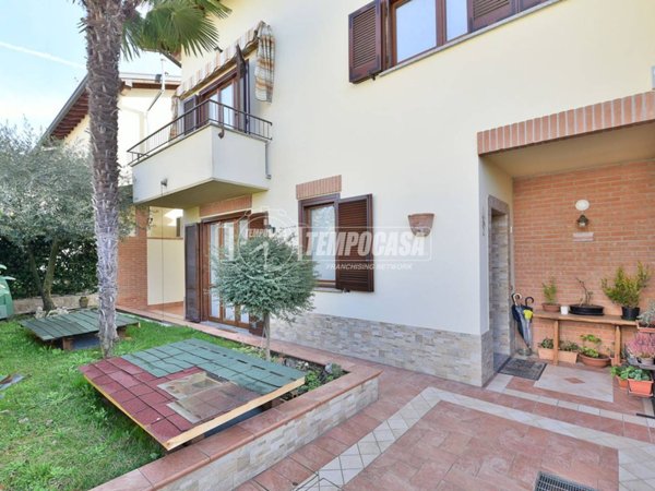 appartamento in vendita a Cantù in zona Vighizzolo