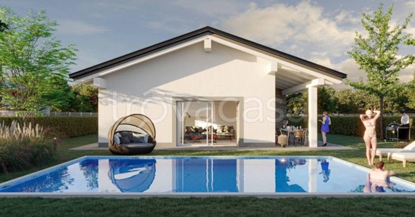 casa indipendente in vendita a Cantù in zona Vighizzolo