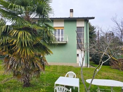 casa indipendente in vendita a Cantù