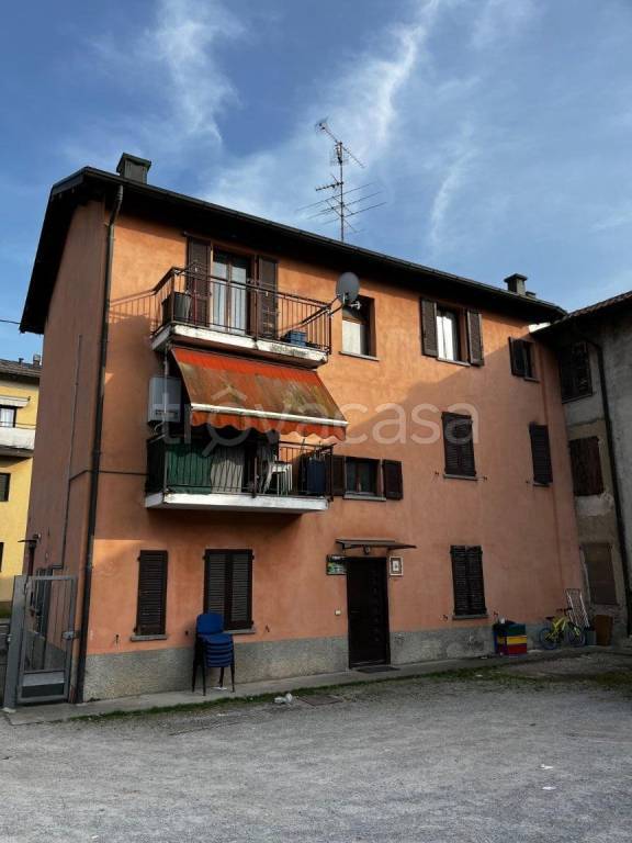 casa indipendente in vendita a Cantù