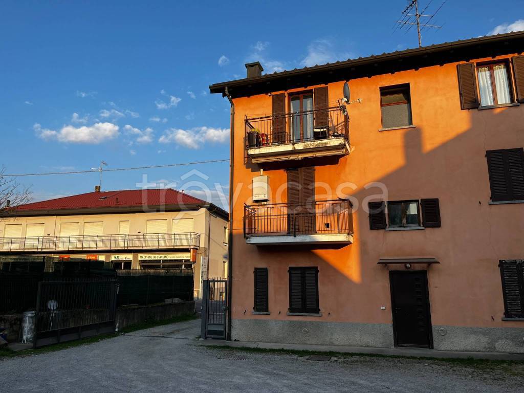 casa indipendente in vendita a Cantù