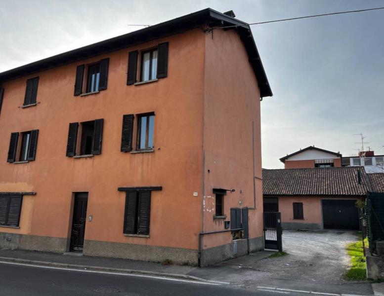 casa indipendente in vendita a Cantù