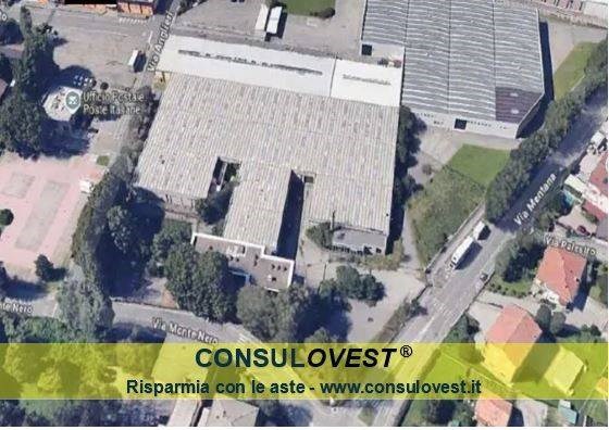 locale commerciale in vendita a Cantù