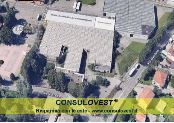 locale commerciale in vendita a Cantù