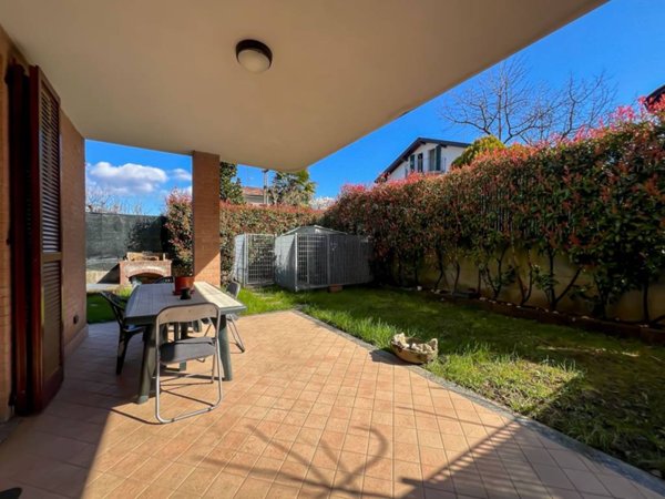 appartamento in vendita a Cantù in zona Fecchio