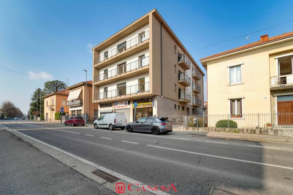 appartamento in vendita a Cantù in zona Vighizzolo