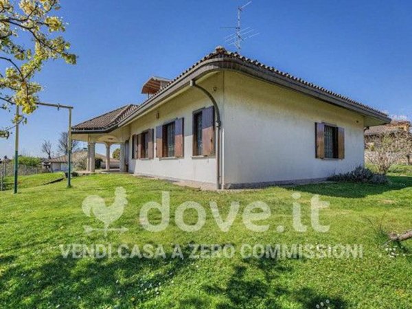 casa indipendente in vendita a Cantù
