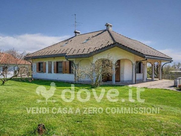 casa indipendente in vendita a Cantù