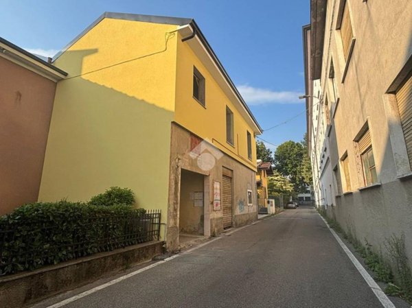 appartamento in vendita a Cantù