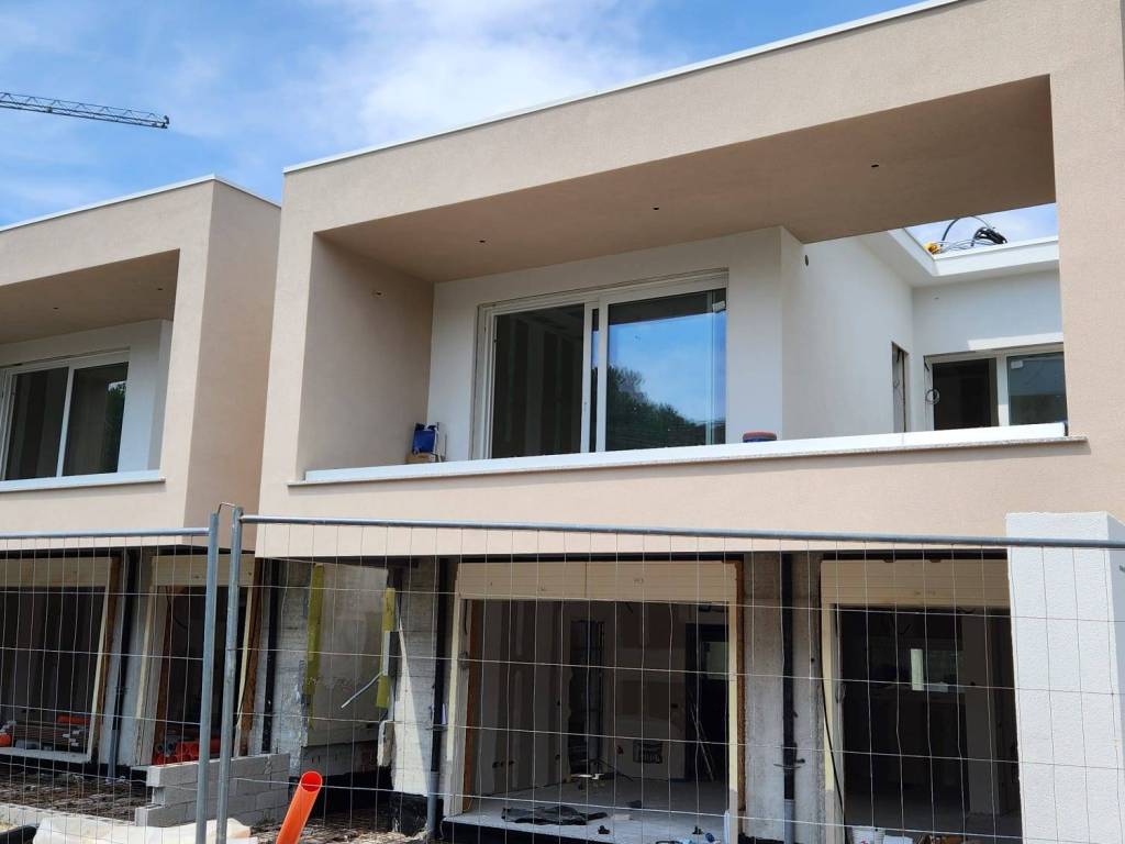 casa indipendente in vendita a Cantù