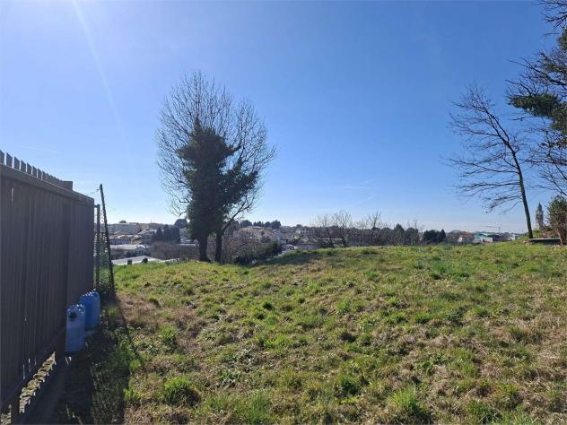 terreno edificabile in vendita a Cantù