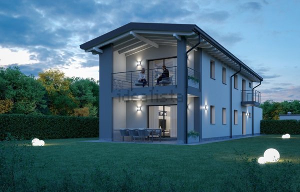 appartamento in vendita a Cantù in zona Cascina Amata