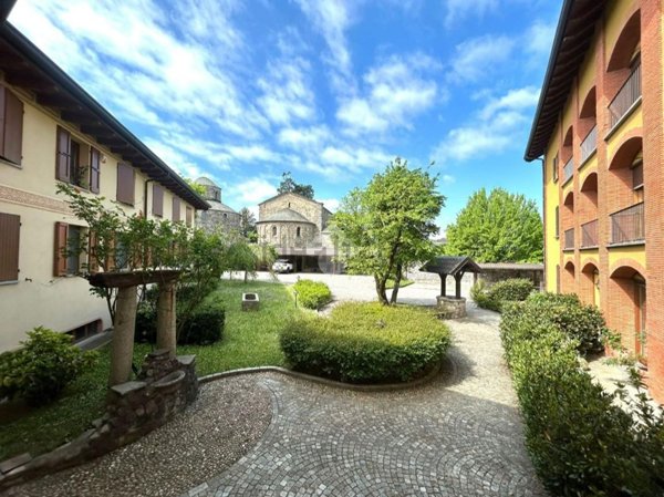 casa indipendente in vendita a Cantù