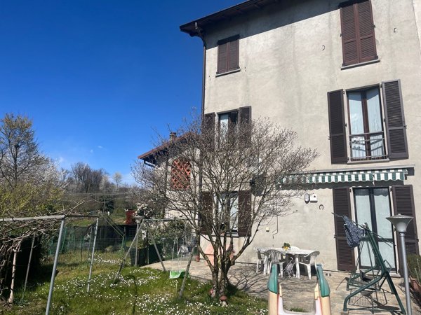 casa indipendente in vendita a Cantù