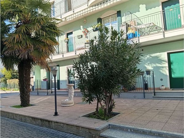 appartamento in vendita a Cantù in zona Vighizzolo
