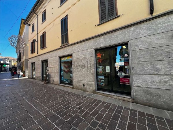 ufficio in vendita a Cantù