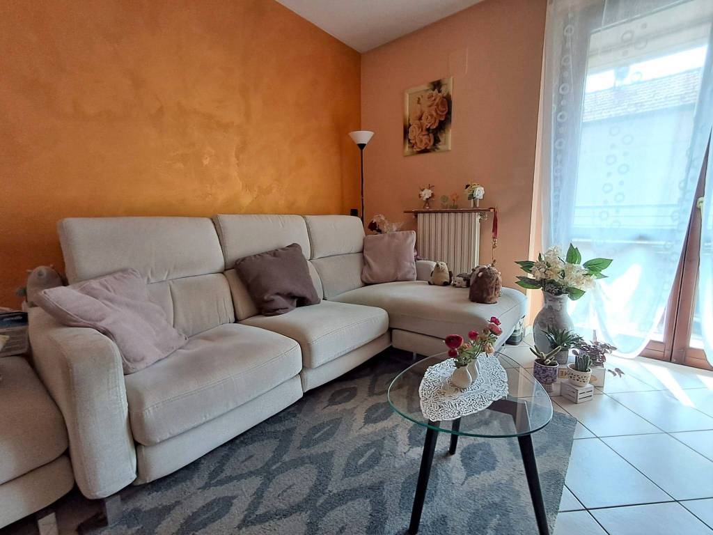 appartamento in vendita a Cantù in zona Vighizzolo